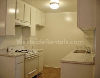 NA - 2713 Montrose Ave