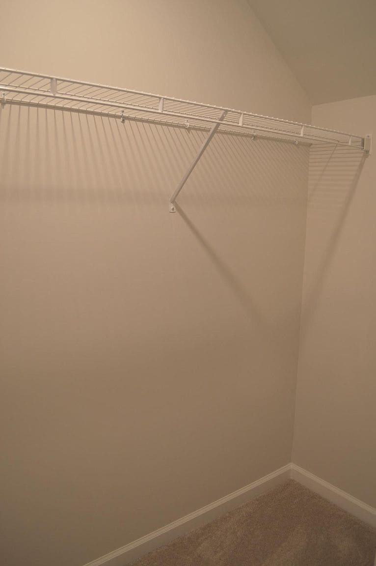 Building Photo - Room in Townhome on Southern Magnolia Dr