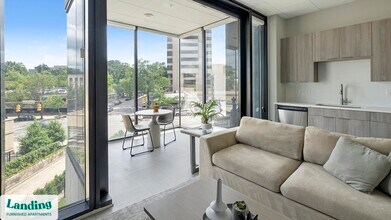 Building Photo - 600 19th St N