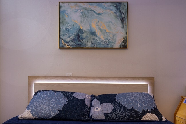 Building Photo - 1765 Ala Moana Blvd