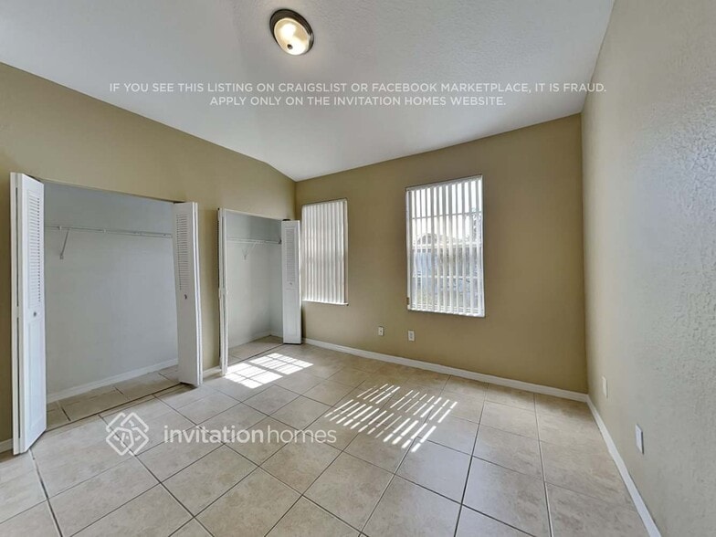 Building Photo - 741 SW 148th Ave