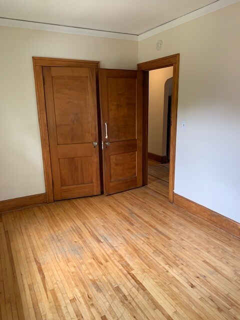 one of three bedrooms - 819 Laurel Ave