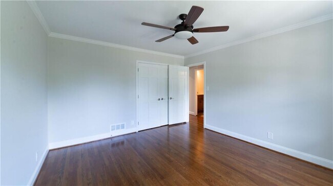 Building Photo - 3935 Briaridge Cir