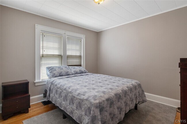 Building Photo - 967 Wadsworth St