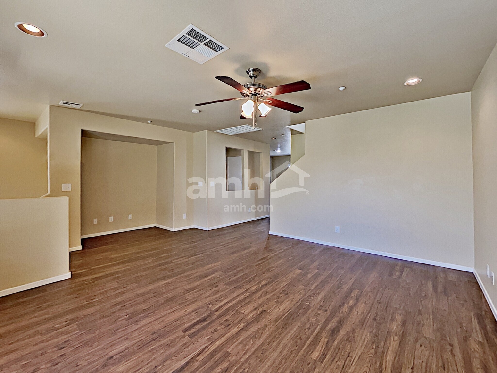 Building Photo - 9161 Desirable Ct