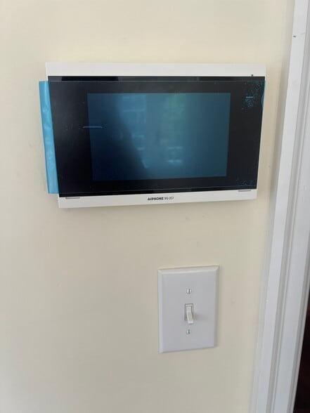 Video Doorbell - 2101 Pine St