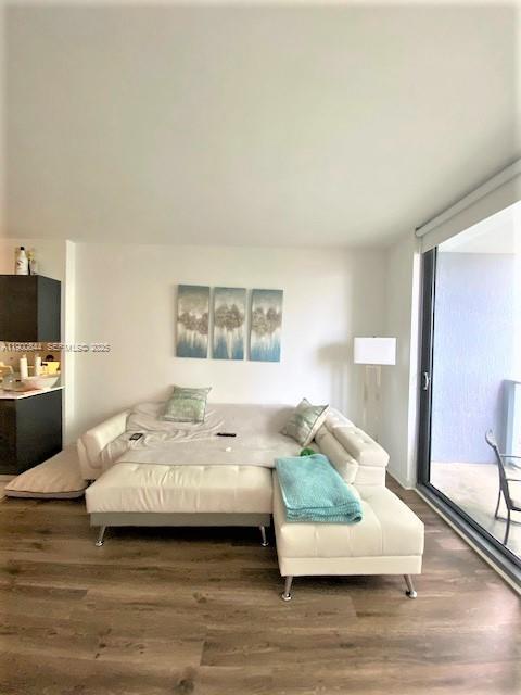 Building Photo - 31 SE 6th St