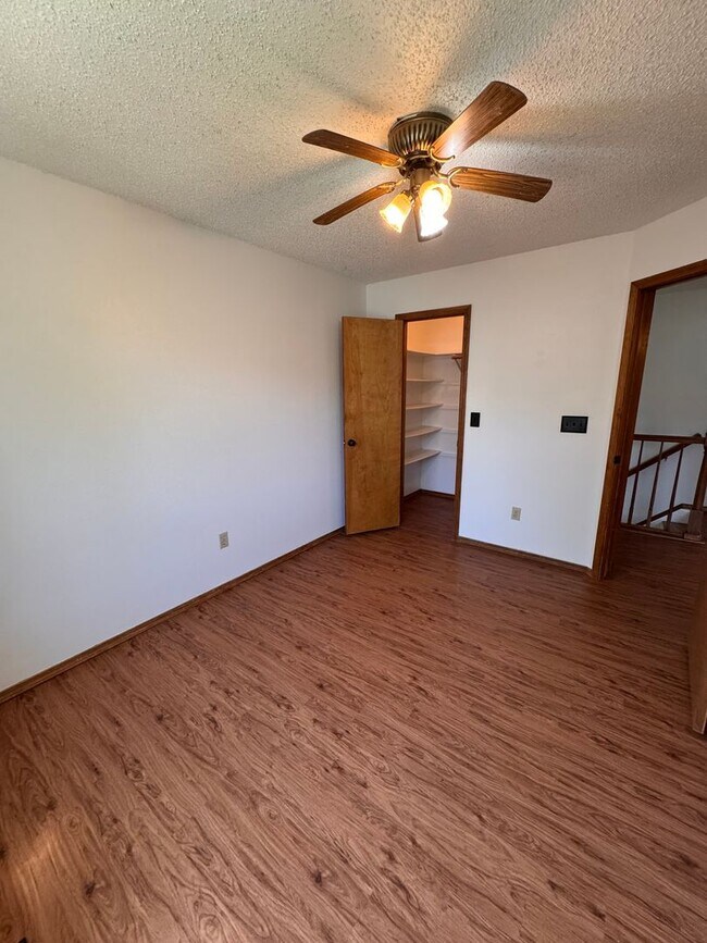 Building Photo - 4 Bed 4 Bath in Briargate $2695 Pet Friendly