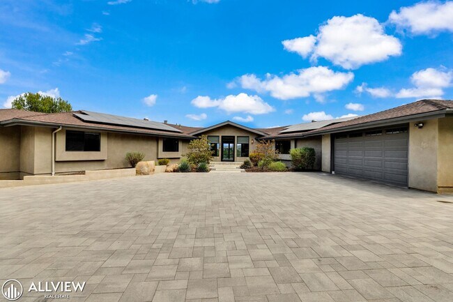 Building Photo - Stunning 4 Bed Poway Home with Views, Pool & Outdoor Oasis