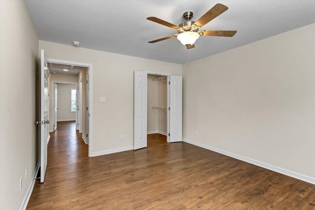 Building Photo - 2022 McCleary Rd