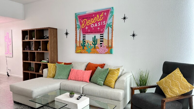 Building Photo - 2303 Los Patos Dr