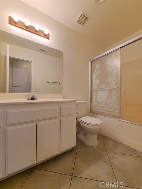 Building Photo - 1204 Sycamore Ct