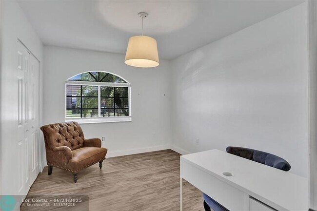 Building Photo - 14221 SW 160th Terrace
