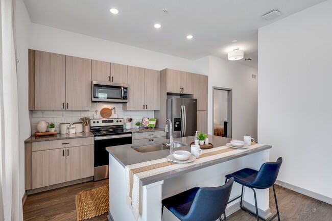 Building Photo - The Boardwalk at Tradition