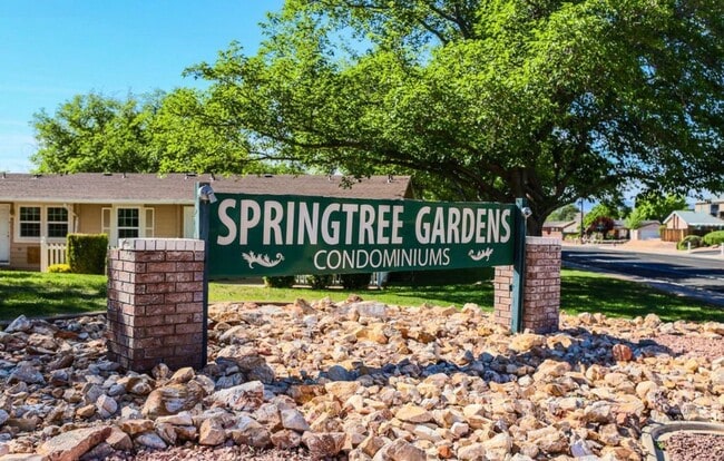 Building Photo - 2 BEDROOM CONDO AVAILABLE FOR RENT!
