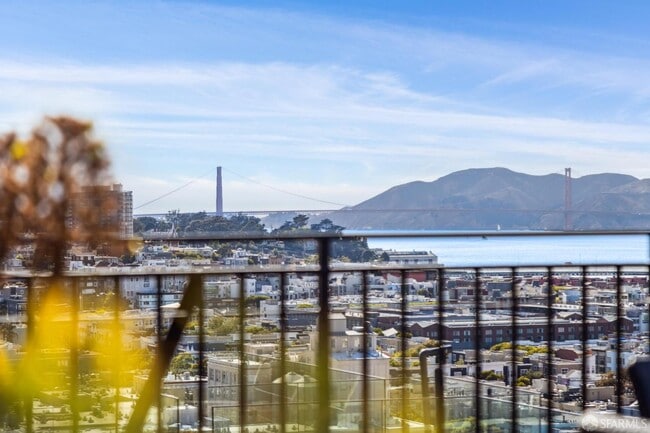 Building Photo - 1831 Grant Ave