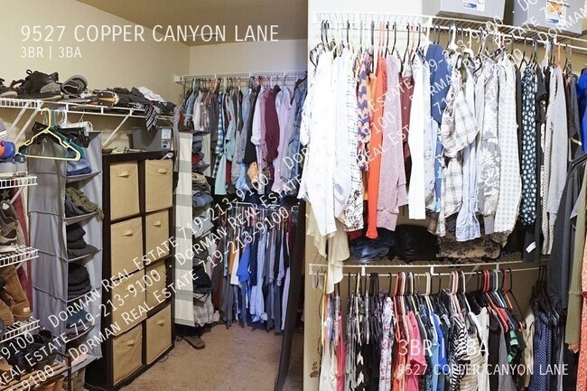 Building Photo - 9527 Copper Canyon Ln