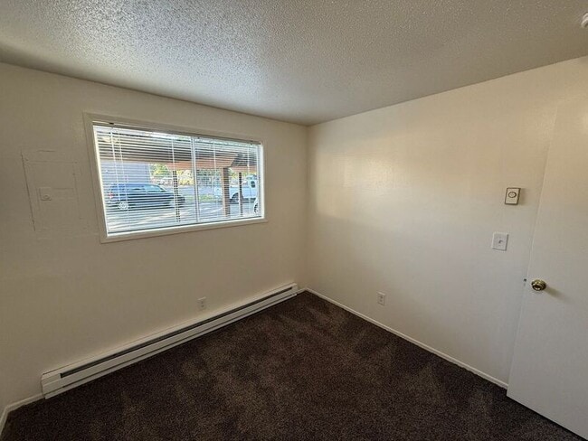 Building Photo - 3808 Iberis St NE