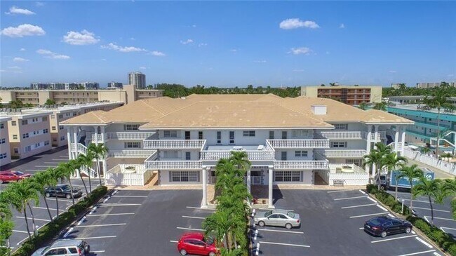 Building Photo - 1461 S Ocean Blvd