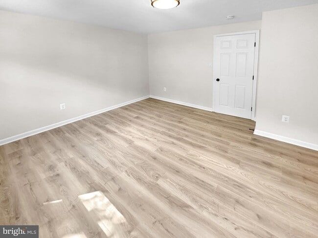 Building Photo - 340 Possum Ct