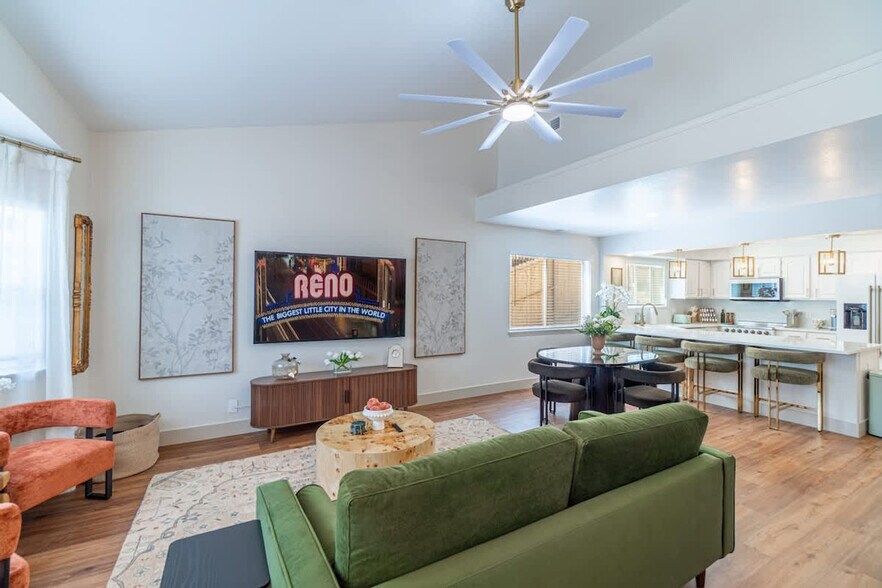 Building Photo - 629 Tarn Way