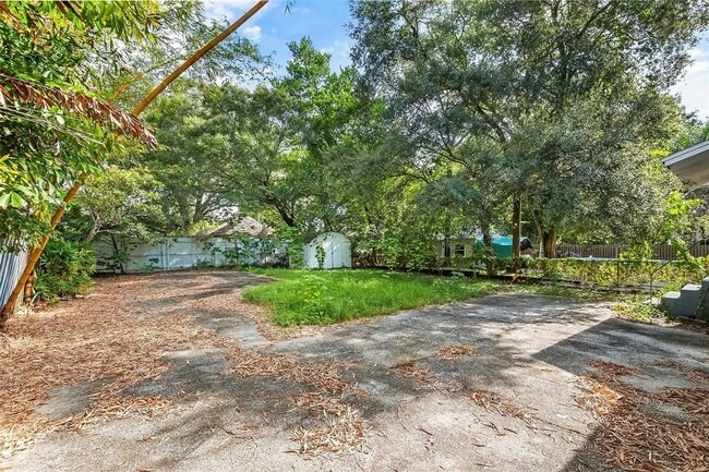 Building Photo - ARMATURE WORKS HOME FOR RENT!!