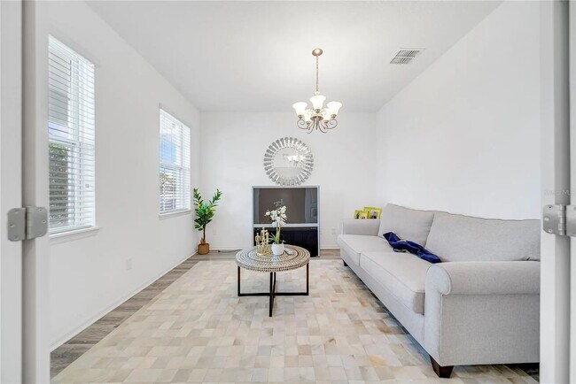 Building Photo - Stunning Fully Furnished 4 Bed Home with Resort-Style Community Amenities