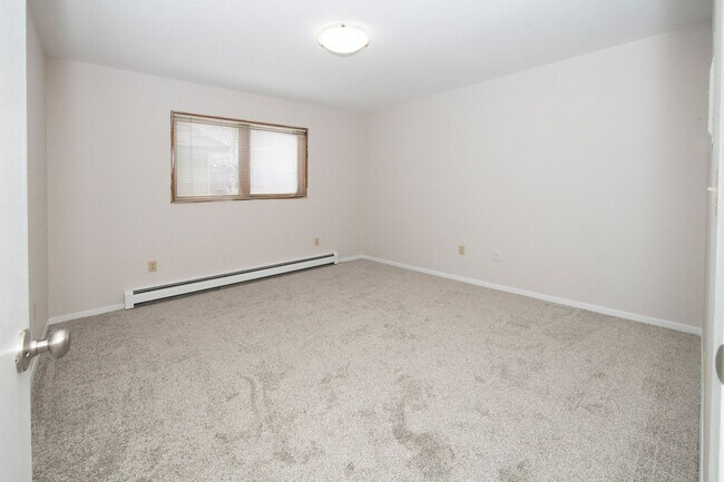 Building Photo - 7721 Mayfair Dr