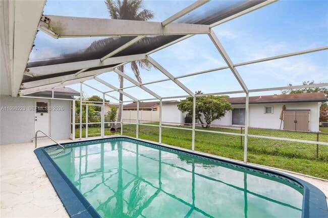 Building Photo - 8970 Johnson St