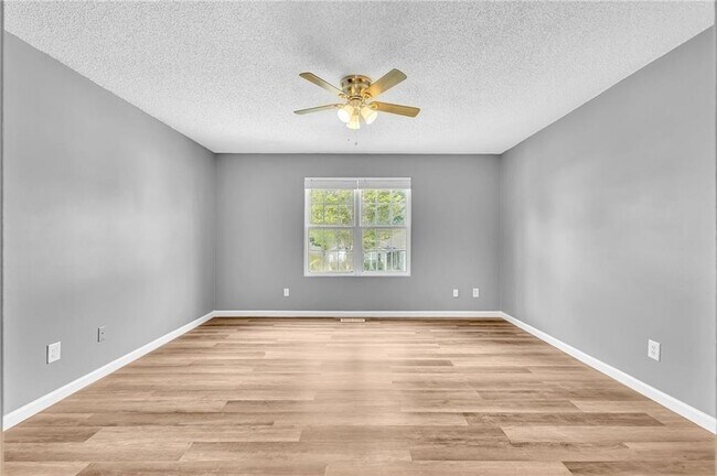 Building Photo - 226 Ashland Creek Ct