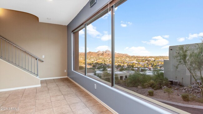 Building Photo - 44 W Foothill Dr