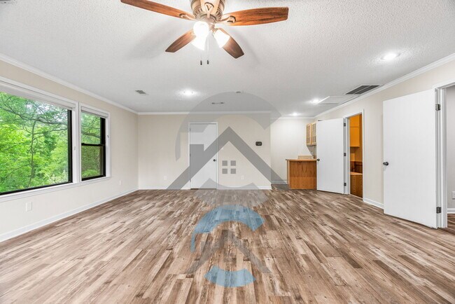 Building Photo - 12533 Rivercrest Dr