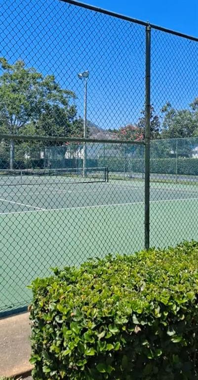 Building Photo - 924 S Pine Ridge Cir