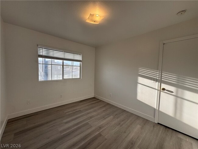 Building Photo - 1708 Sierra Valley Way