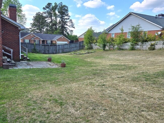 Building Photo - 4517 Crosland Dr