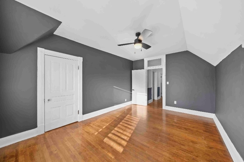 Building Photo - 153 1/2 N Main St