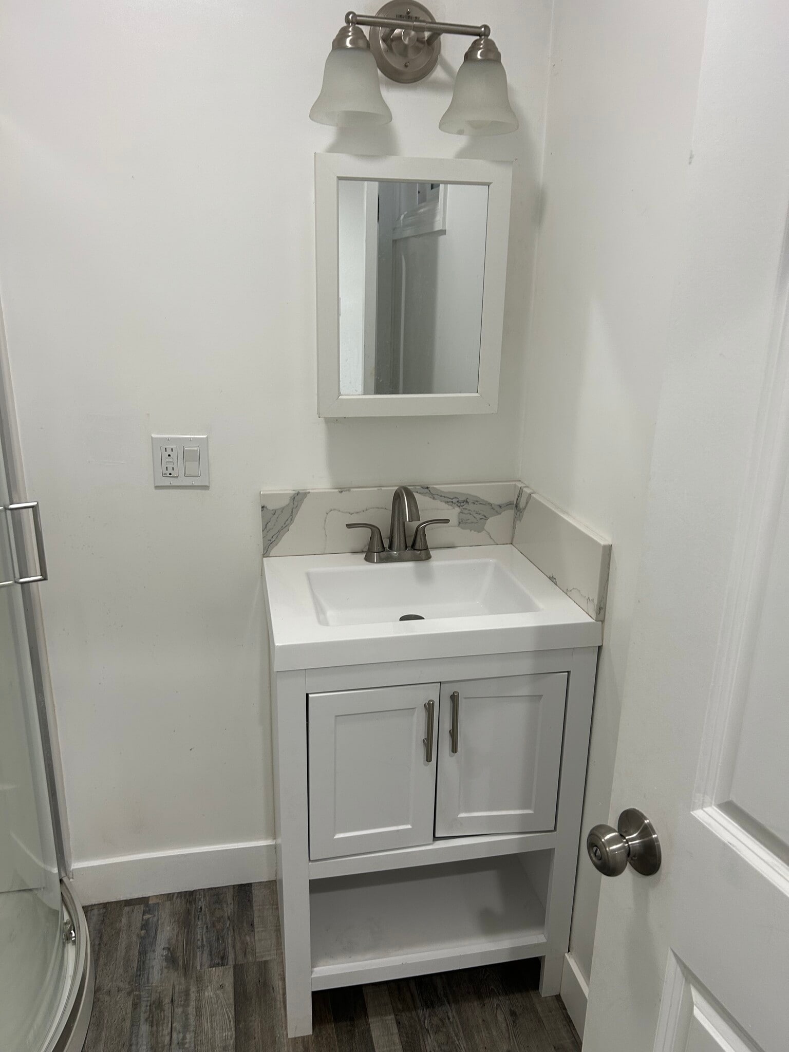 Building Photo - 4600 W 170th St