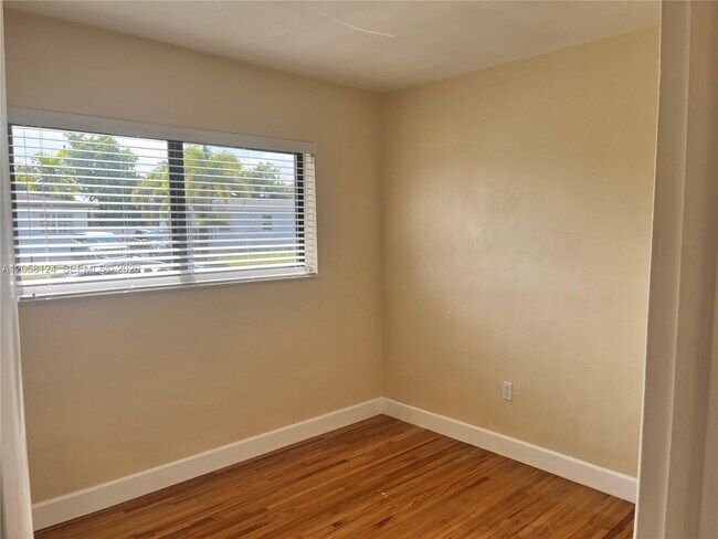 Building Photo - 11535 SW 139th Terrace