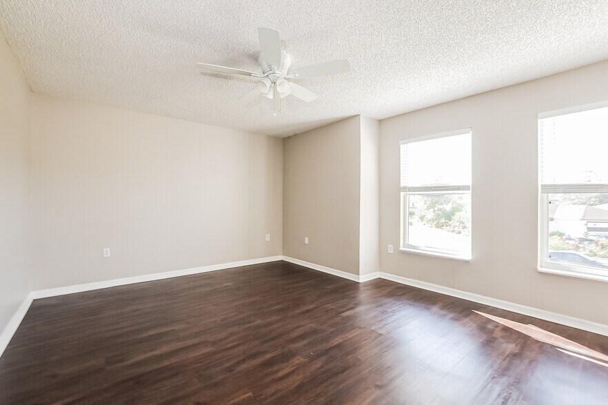 Building Photo - 1137 Amanda Kay Cir