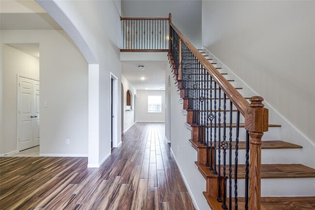 Building Photo - 8919 Inglebrook Ln
