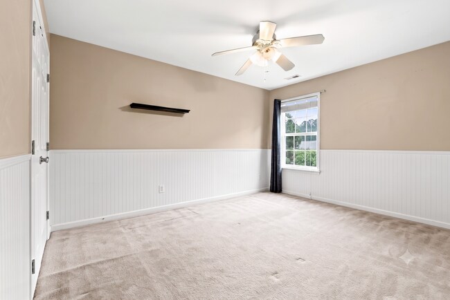Building Photo - 5612 Slaytenbush Ln