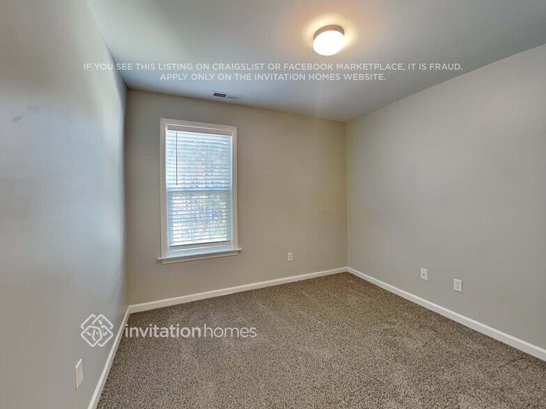 Building Photo - 406 Whitehall Ct