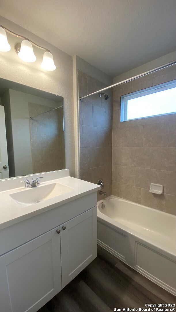 Building Photo - 10410 Waverunner-
