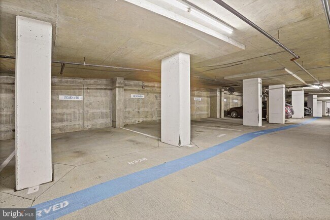 Building Photo - 1220 N Fillmore St