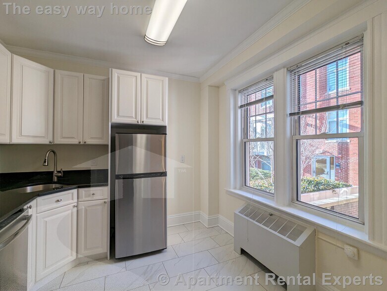 Building Photo - 24 Chauncy St