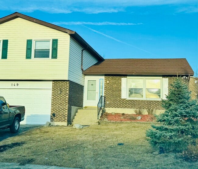 Building Photo - 149 Pebble Creek Trail