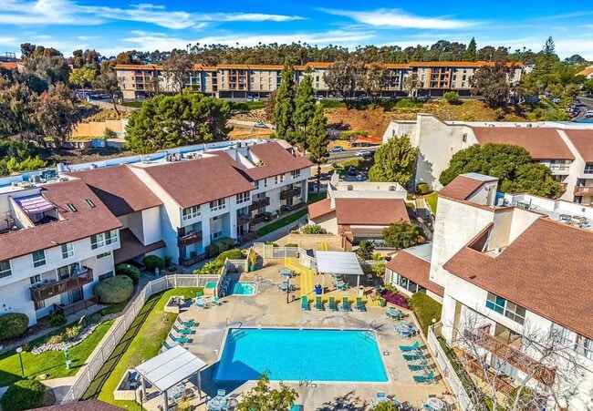 Building Photo - This 1-bedroom, 1-bathroom unit offers an ideal blend of comfort, convenience, and community