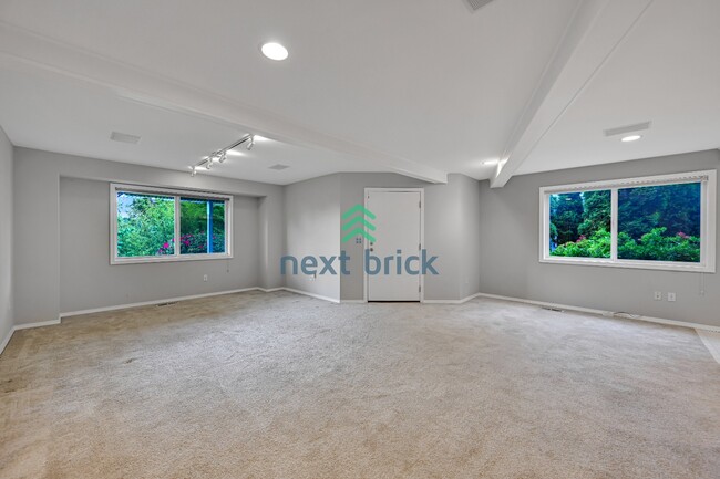 Building Photo - Beautiful home with 4 beds, 3.5 baths for rent