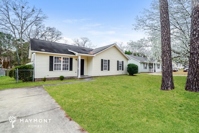 Building Photo - 709 Rockhaven Dr