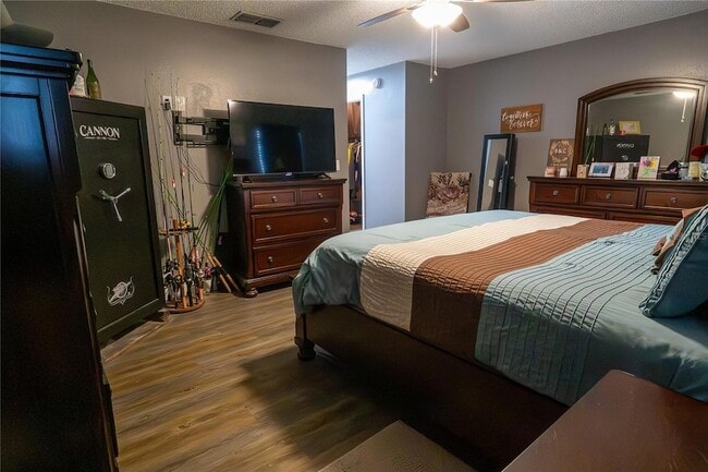 Building Photo - 1038 Singleton Cir